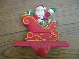 Weihnachtsmann Strumpf Aufhänger im Schlitten - Bild 1 von 3