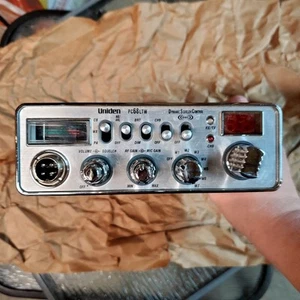 Uniden PC68LTW CB Radio - Photo 1/8