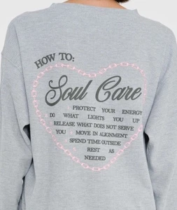 The Mayfair Group Soul Grey Relaxed Waffle Crewneck Size M/L NWT MSRP $118 - Picture 1 of 6