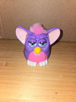 Juguete Happy Meal Vintage McDonald's FURBY 1998 Púrpura Ojos Avoloteantes Foto 1 de 2