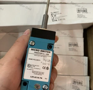 Brand New Honeywell LSYJC1A-7N Limit switch In Box - Picture 1 of 3