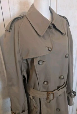 Gabardina clásica con cinturón 40R vintage Hart Schaffner Marx doble botonadura para hombre Foto 1 de 4