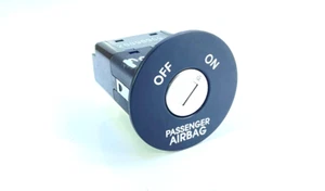 KIA SOUL PASSENGER AIRBAG ON OFF KEY SWITCH 2008 - 2012 🌟 - Picture 1 of 12