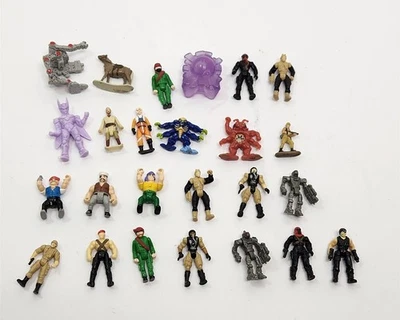 Micro Machines & Mixed Mini Figures Accessories Galoob Fistful 1990's COL-2277 - Image 1 of 4