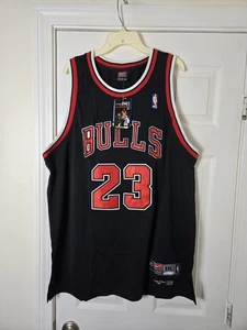 Nike Michael Jordan Chicago Bulls Flight 8403 1984 Jersey Sz 54 XXL 2XL Black - Foto 1 di 9