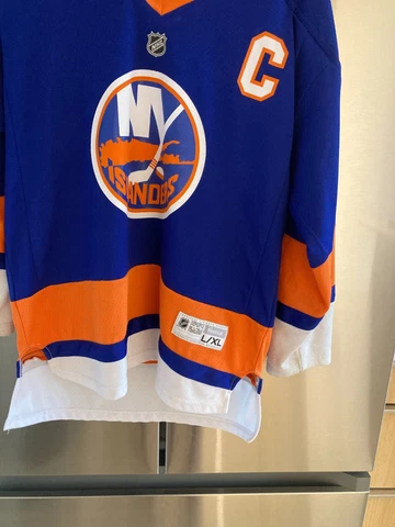 New York Islanders NHL Tavares  blue  Reebok hockey jersey  youth Large/ XL Cover