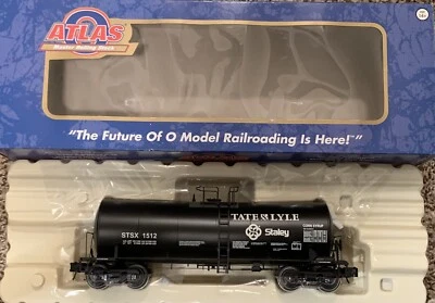 ATLAS O 3-RAIL TATE & LYLE (STALEY) 17,600 GALLON TRINITY TANK CAR O SCALE 17600 - Image 1 of 4