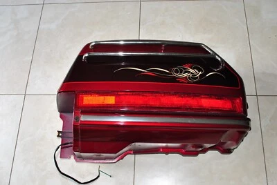 Maleta de equipaje trasera derecha Honda GL1500 Goldwing 1500 95 y moldura inferior. Foto 1 de 4