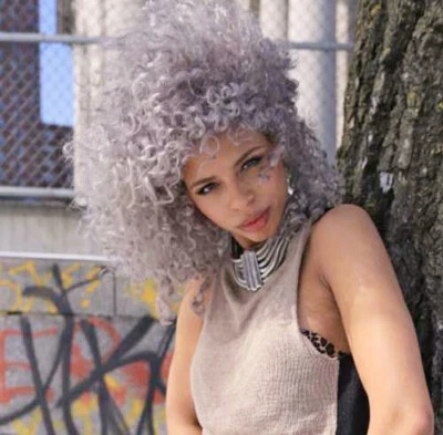 Pelucas afro rizadas Jerry para mujeres negras peluca rizada afro con flequillo gris rubio Foto 1 de 4