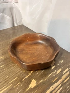 Vintage Hawaii Monkey Pod Wood serving bowl Mid Century ashtray - Picture 1 of 3