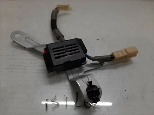 2006-2013 Lexus Is250 Is350 Defrost Relay Rear Windshield 863B0-53010 - Picture 1 of 3
