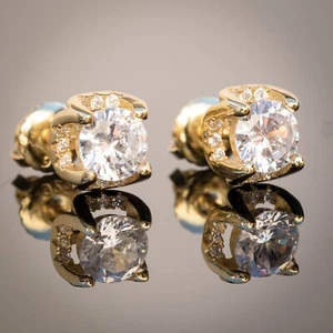 Small 14K Gold Plated 4 Prong Mens Round Cut Small Iced Stud Screw Back Earrings - Picture 1 of 4