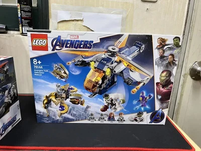 LEGO 76144 Avengers Hulk helicopter falls - Image 1 of 4