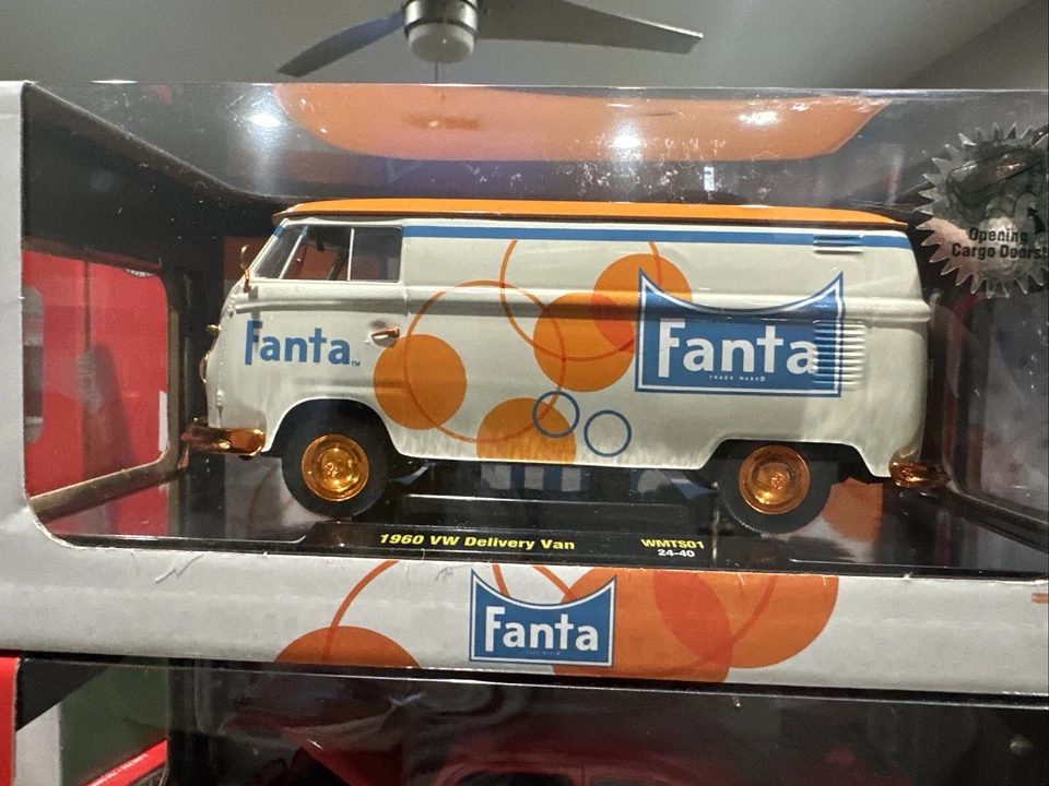 M2 Machines 1:24 Fanta CHASE  1/750 VW Bus - Image 1 of 1