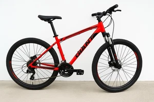 Giant Mountainbike 27,5 zoll / AluXX Aluminium/ Dicke Reifen - Bild 1 von 5