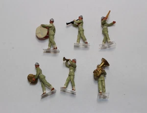 hf1513, Alte Preiser Figuren interessante Figurenbox Musikkapelle TOP H0 1:87 - Picture 1 of 4