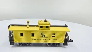 *LEGGI Atlas Roco scala N Chesapeake & Ohio C&O A616 modellino treno giallo caboose - Foto 1 di 9
