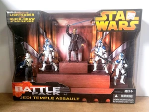 Star Wars Battle Pack JEDI TEMPLE ASSAULT Clone Pilot & Troopers - Foto 1 di 6
