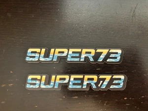 JUEGO DE PEGATINAS SUPER73 SP73 ELECTRIC BYCYCLES 4" 2 PIEZAS AZUL AMARILLO - Imagen 1 de 1