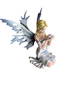 Ebros Frozen blonde Frostflockenflügel Fee hält Frühlingsblumen Figur - Bild 1 von 7