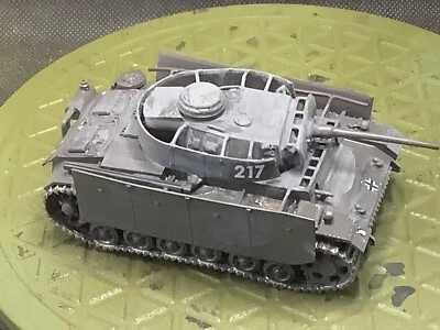 PzKfw III M alemán pintado 28 mm o 1/56 Foto 1 de 4