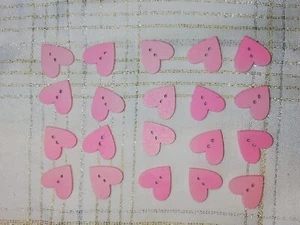 18mm Pretty Pink Heart Buttons Large Kids Wooden Craft Sewing 20pcs - Picture 1 of 1