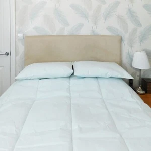 Super-King Size Waterproof Wipe Clean Duvet 260 x 220 cms - 10.5 tog - Picture 1 of 6