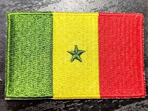 PARCHE bordado bandera del país senegalés *NUEVO*MEZCLAR Y COMBINAR COMPRA 3 G - Imagen 1 de 1