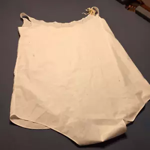 Antique Women's Ivory Cotton Button Bloomers Scalloped Edge Ribbon Draw LARGE - Picture 1 of 8