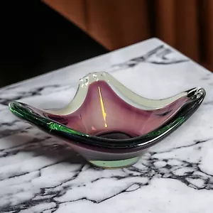Vintage Flygsfors Amethyst Glas Dreieck Schale eingeklemmte Kanten Mid Century Modern - Bild 1 von 9