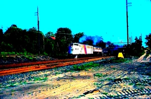 SLIDE ORIGINALE KODACHROME NJ TRANSIT E-8 #4323 LUGLIO 1981 - Foto 1 di 1