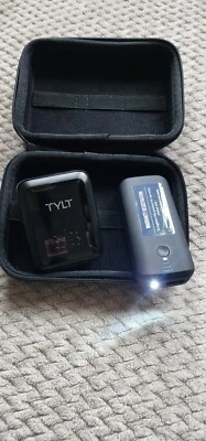 5200MAh Portable Battery Bank with Flashlight, phone and tablet charger - Image 1 of 4