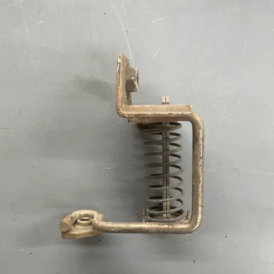 55075884AB capó cierre golpeador para Jeep Cherokee XJ (87-01) Foto 1 de 3