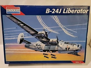 Monogram B-24J Liberator Modellbausatz im Maßstab 1:48 Nr. 5608 - Bild 1 von 16