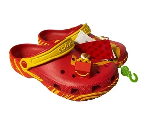 Mcdonalds Crocs con dijes Happy Meal rojo/amarillo niños talla J6 nuevo con etiquetas - Imagen 1 de 9