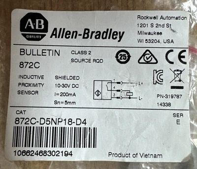 ALLEN-BRADLEY 872C-D5NP18-D4 INDUCTIVE PROXIMITY SENSOR 10-30 VDC **NEW IN BAG** - Image 1 of 4