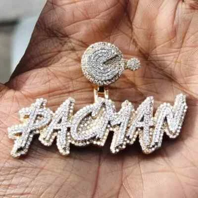 Мужской кулон круглой огранки из муассанита на заказ с покрытием из желтого золота 14 карат 2 карата - Изображение 1 из 4