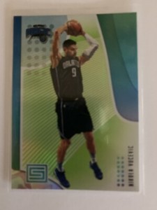 Nikola Vucevic Status Green Parallel Basketball Card Free Shipping 2018-19 STUD