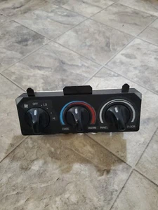 Rear Overhead AC Temperature Control OEM 99 00 01 02 Ford Expedition XLT - Picture 1 of 4