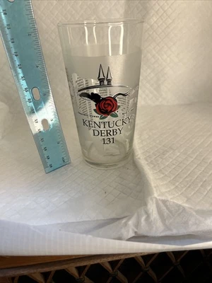 Kentucky Derby 2005 131º vaso de bebida Julep como nuevo ganador fue Giacomo Foto 1 de 4