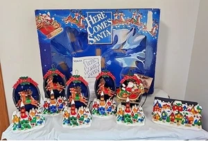 Noma Here Comes Santa Lights Music & Motion Weihnachten Urlaub Deko Vintage - Bild 1 von 10