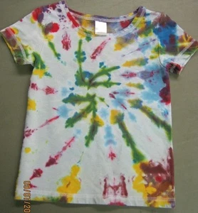 Tie Dye T-Shirt Youth 6 Green Candy Burst Free Shipping Handmade 100% Cotton Y - Picture 1 of 3