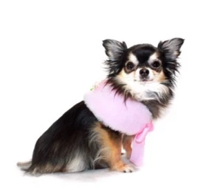 Neu mit Etikett Hund luxuriöses Kunstfell Cape von Hip Doggie, rosa, Größe Medium - Bild 1 von 5