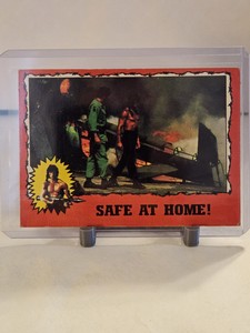 TOPPS RAMBO FIRST BLOOD PART Two 1985 # 55 SAFE AT HOME!
