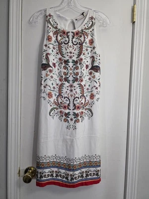 Nuevo con etiquetas Vestido Chelsea y Violeta Para Mujer Espalda Abierta XS Blanco Sobre la Rodilla Tulum Floral Foto 1 de 4