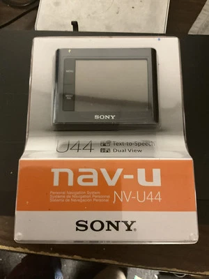 Sony Nav-u-GPS bundle NV-U44 In Box + car charger (new), USB, Mount and Manual - Image 1 of 4