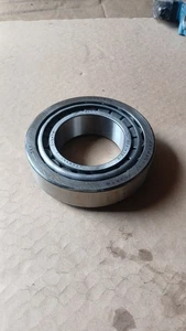 SKF 32213 Tapered Roller Bearings 65x120x31mm 32213J2/Q 21287W 32213/Q - Picture 1 of 6