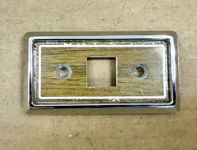 1984-1991 Jeep Grand Wagoneer Rear Door Power Window Switch Bezel - Image 1 of 4