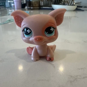 Hasbro Littlest Pet Shop #622 Pig Pink Aqua Blue Cross Eyes Polka Dot LPS 2006 - Picture 1 of 5