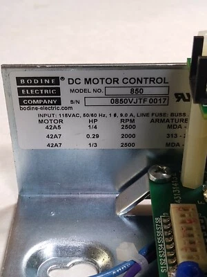 Control de motor Bodine Electric Company 850 DC 115 Vac + placa TB2 Foto 1 de 3